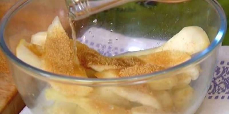 Як приготувати грушевий пиріг: рецепт від Юлії Висоцької Пиріг з грушами від юлії